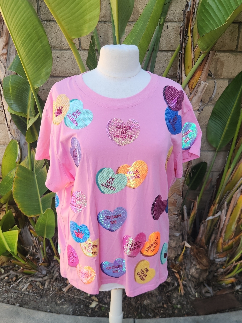 Queen of Sparkles Sequin Candy Hearts Tee Pink L